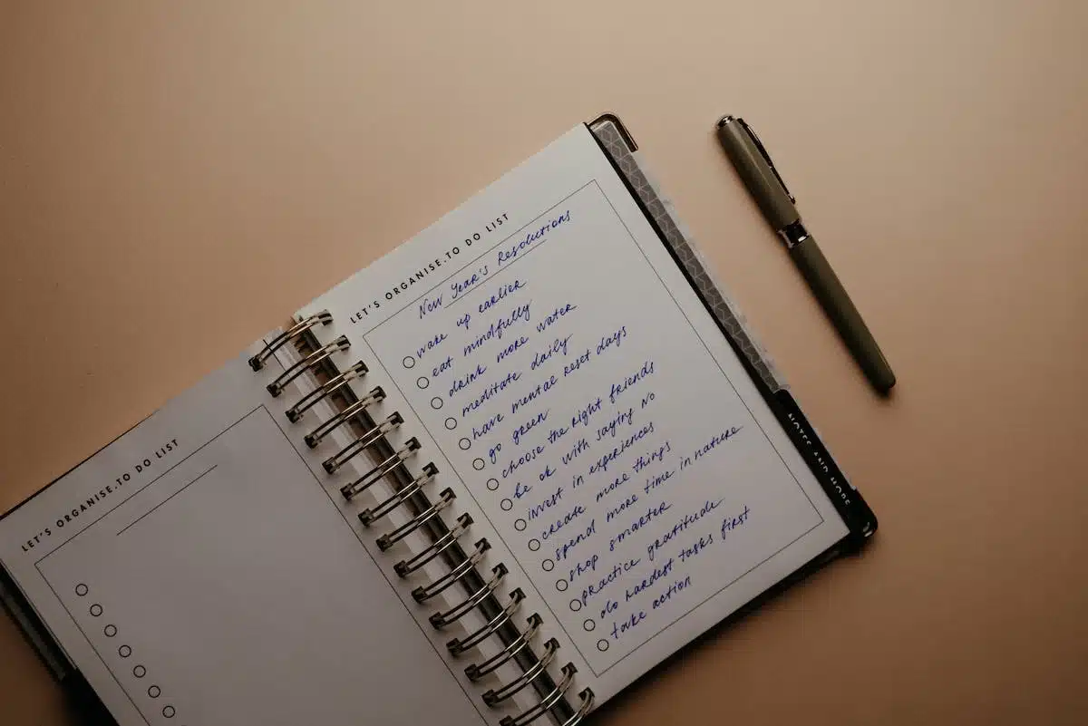 Gérer les devoirs à la maison : conseils pratiques pour une organisation efficace