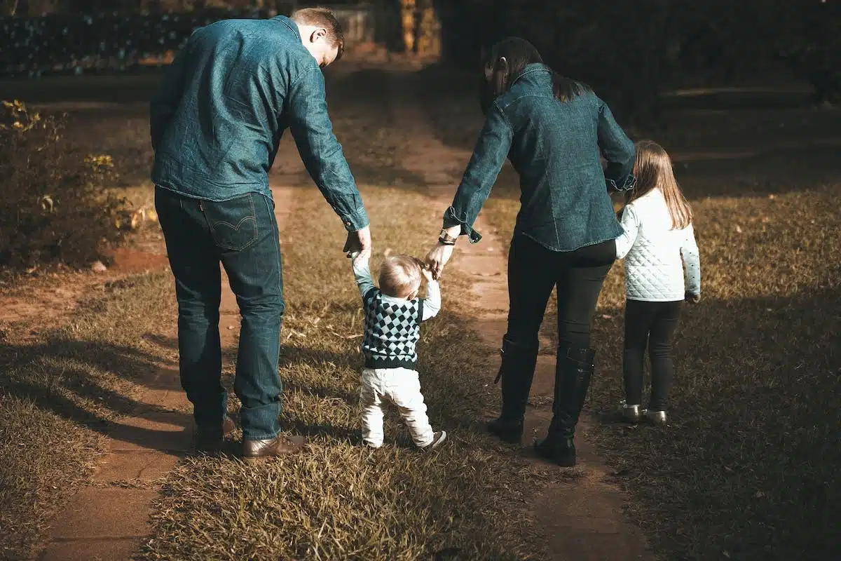 Adoptez des gestes éco-responsables en famille : des actions simples pour préserver l’environnement