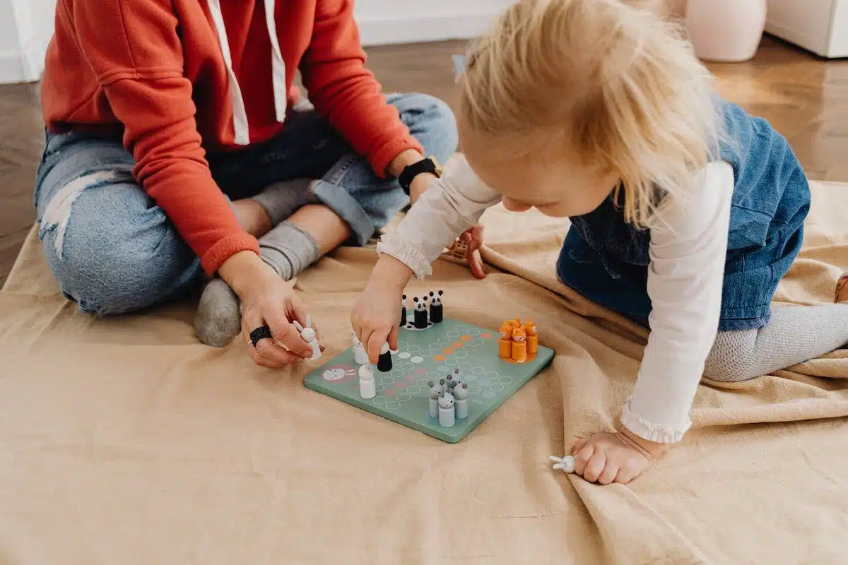 enfants  jeu de société