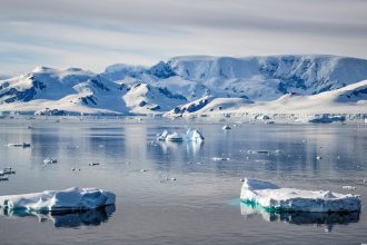 Séjour en Antarctique : équipements indispensables et astuces de préparation